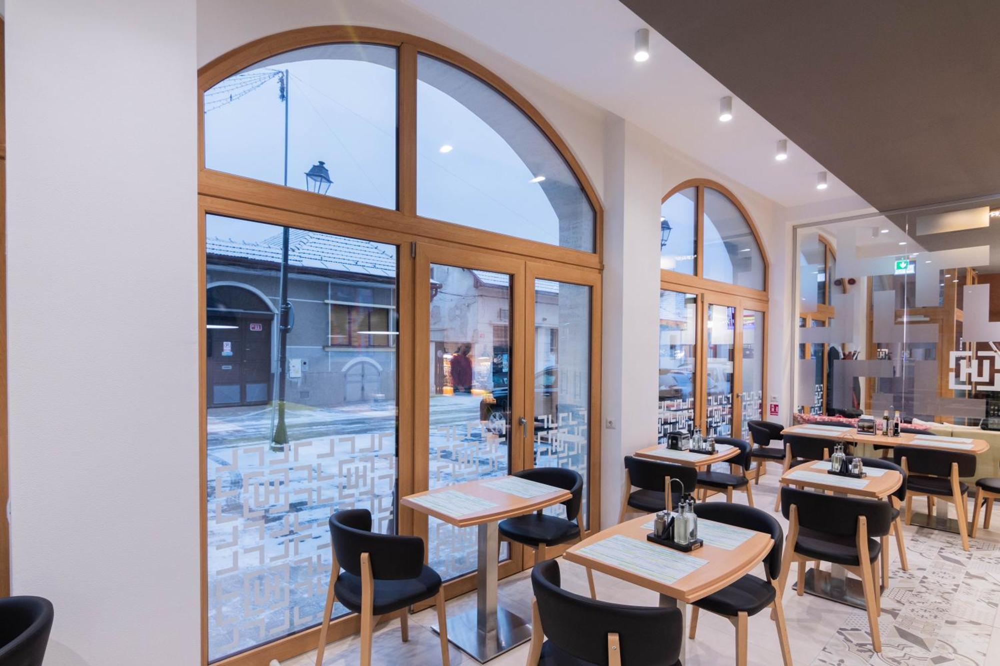 Hotel Urban Baia Mare Zewnętrze zdjęcie