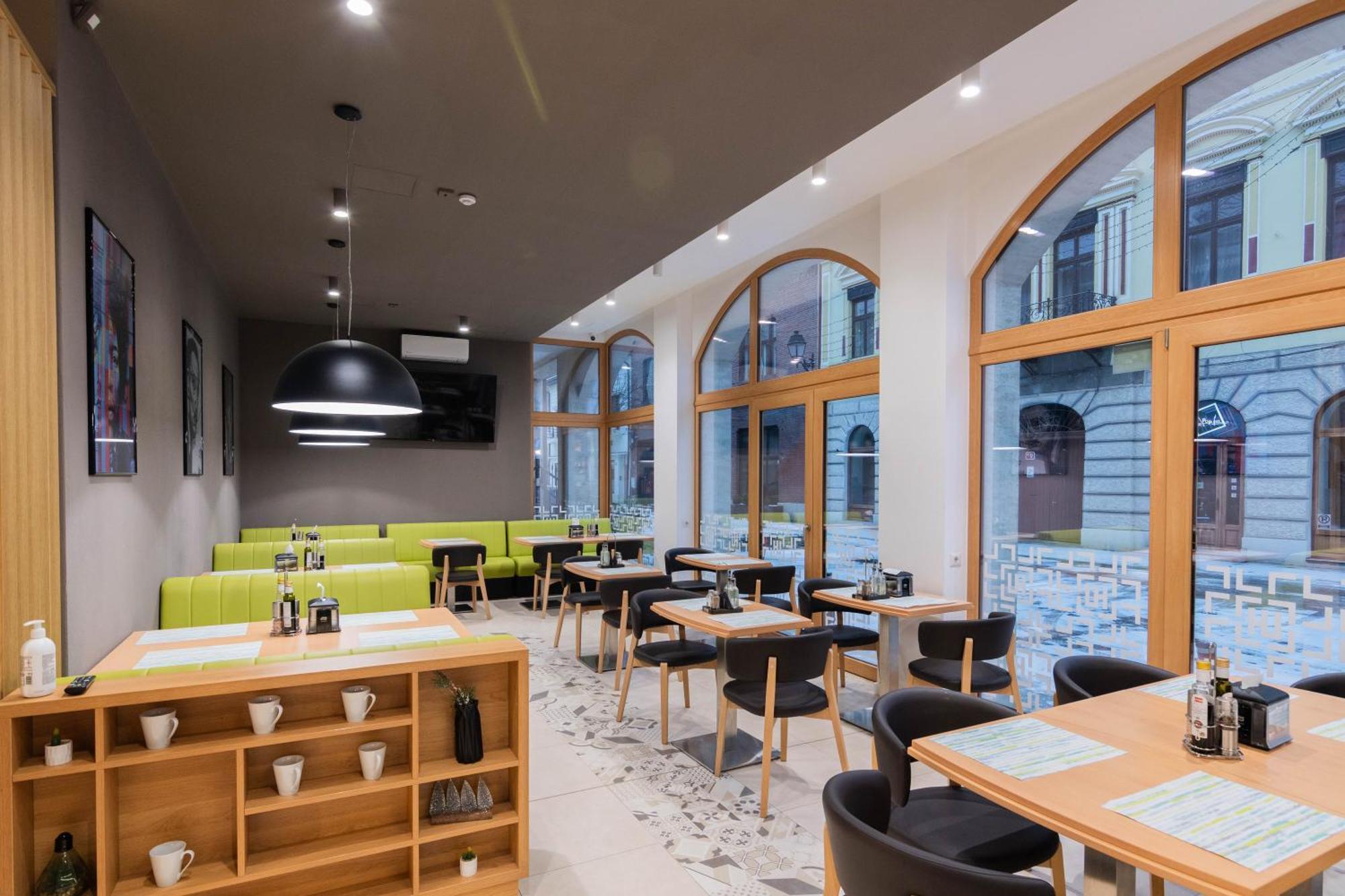 Hotel Urban Baia Mare Zewnętrze zdjęcie
