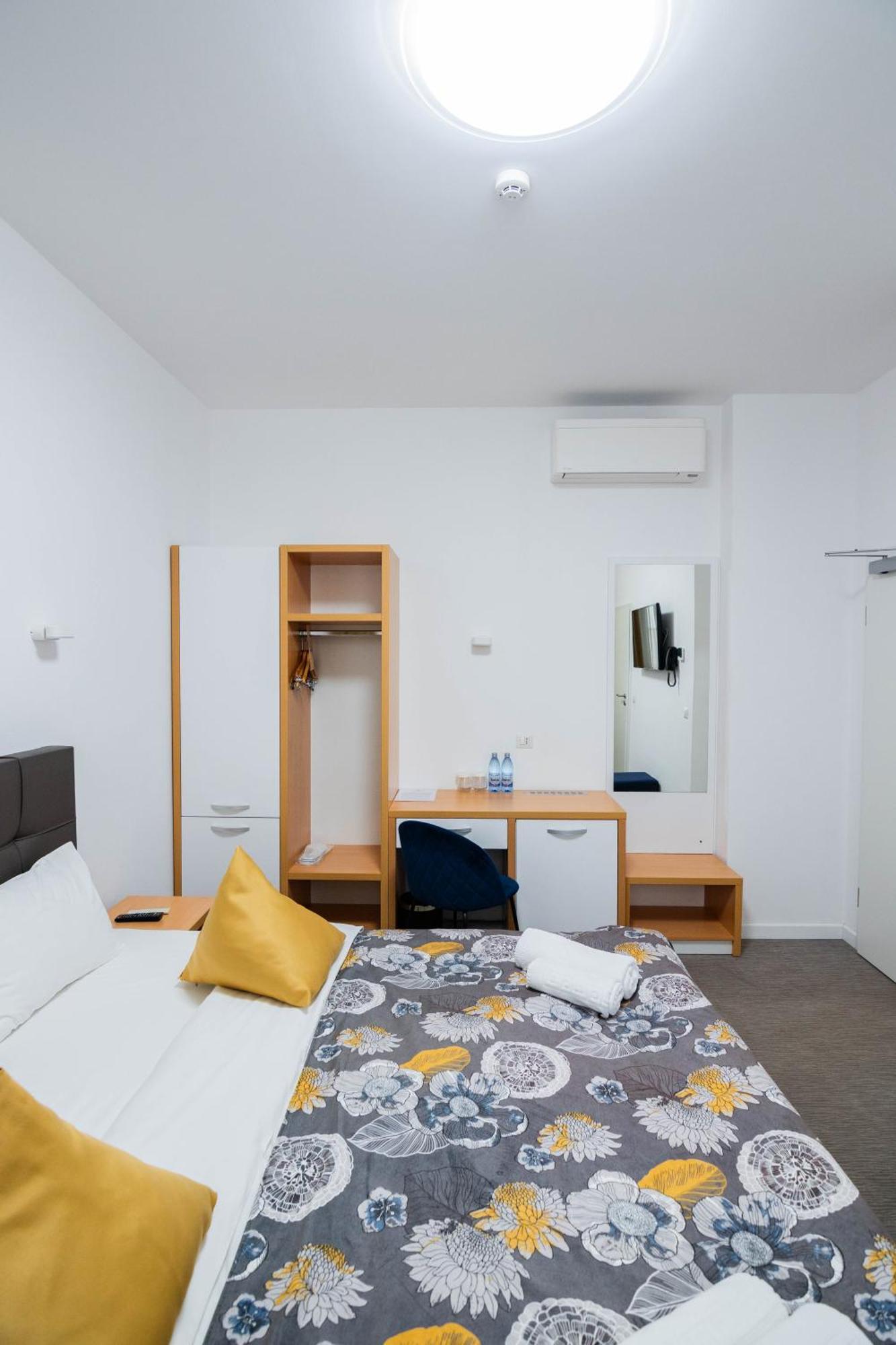 Hotel Urban Baia Mare Zewnętrze zdjęcie